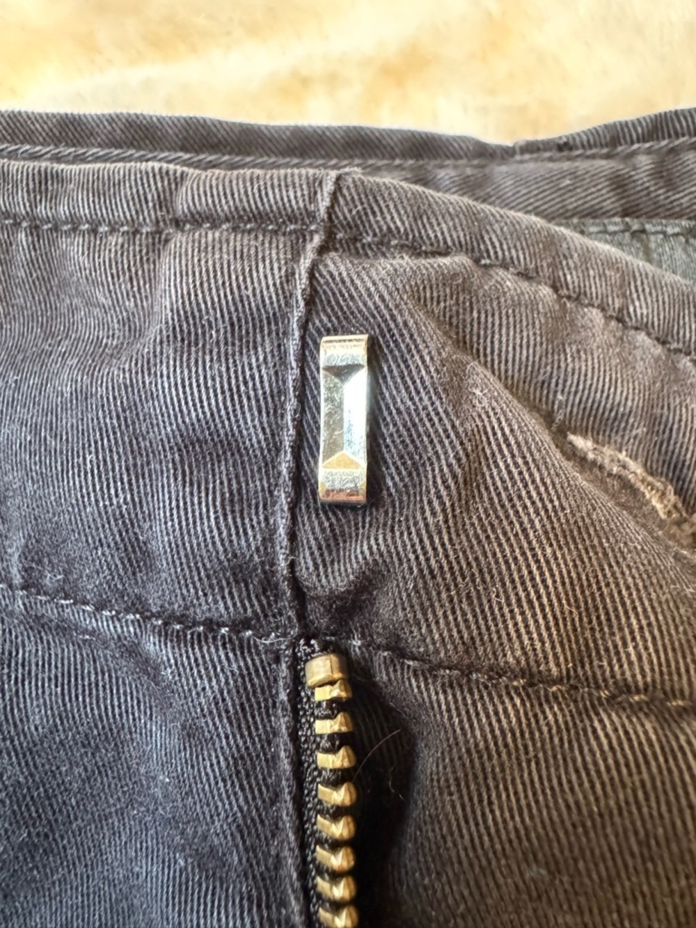 Calvin Klein Black Chino Shorts Size 2 Cotton Mid Rise Casual Classic - Picture 8 of 16